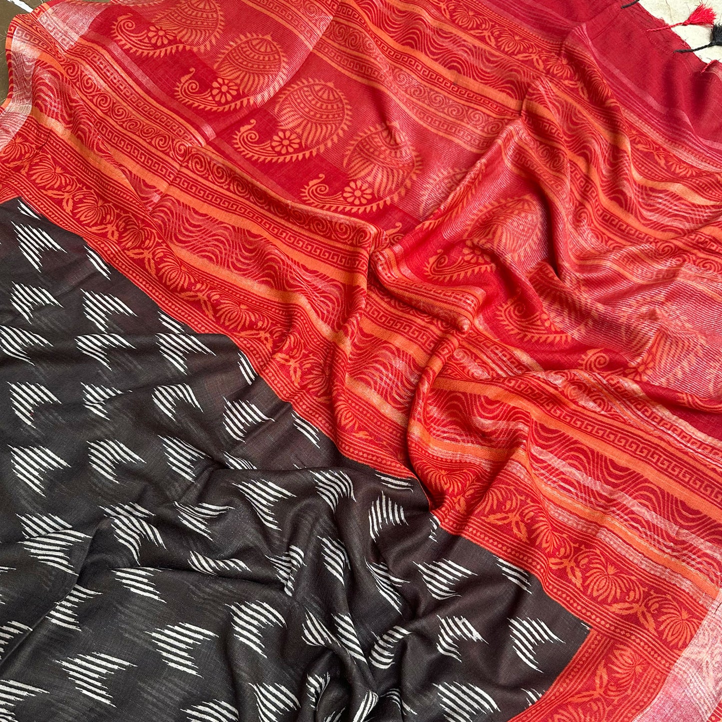 Pirate Black Cotton Linen Saree