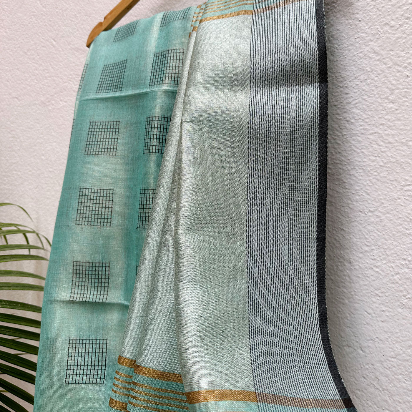Raag Kalyan Zari Linen Saree