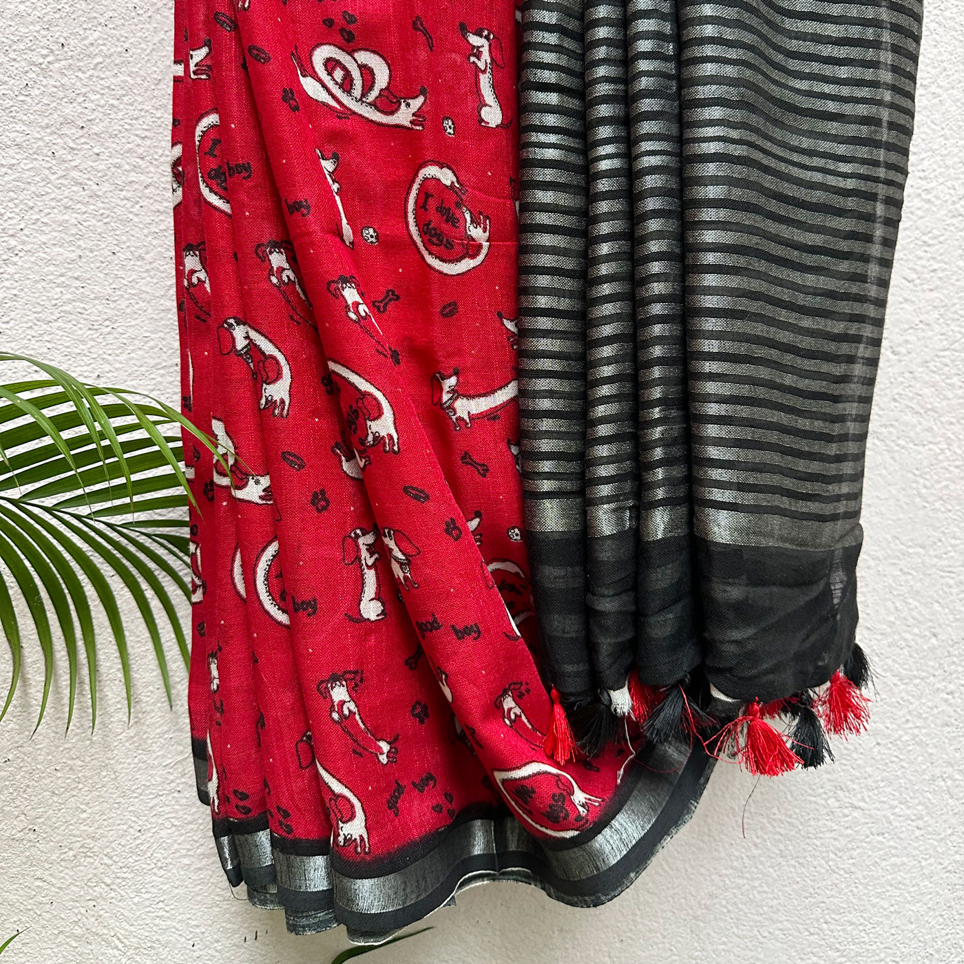 quirky dog motif saree India