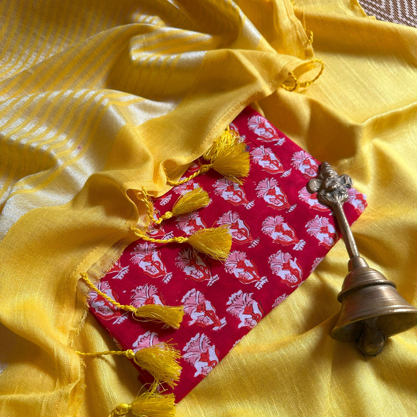 Spectra Yellow Cotton Saree with Printed Blouse