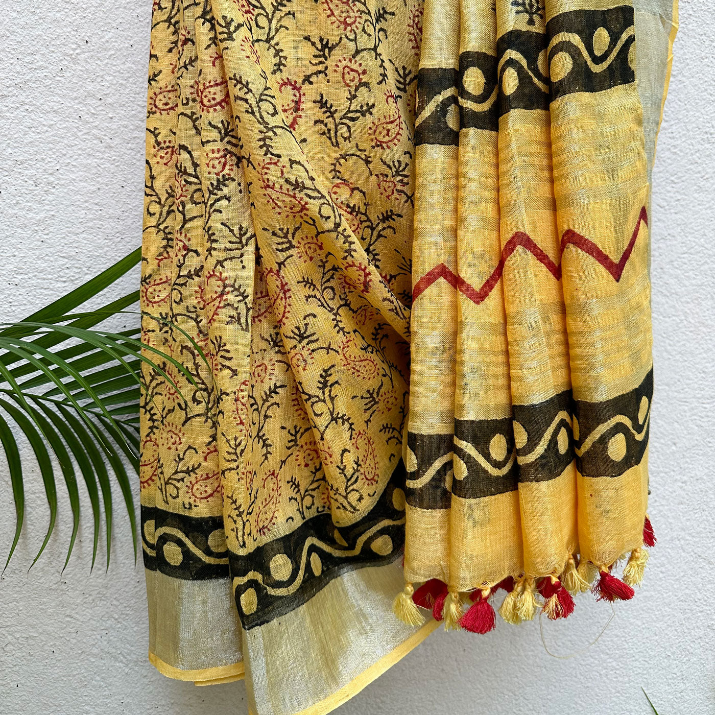 Surajmukhi Handblock Printed Pure Linen Saree