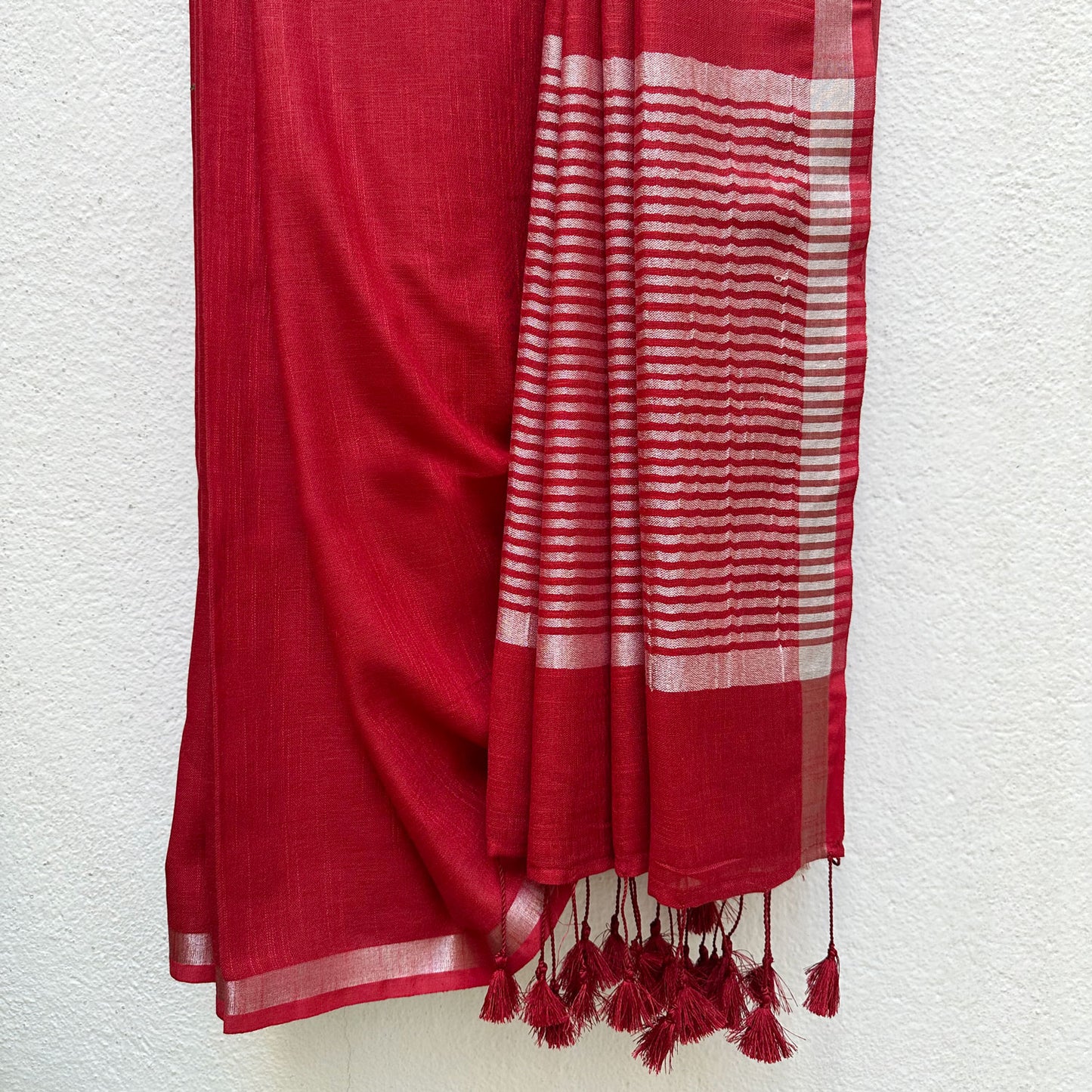 Tomato Red Cotton Saree with Printed Blouse