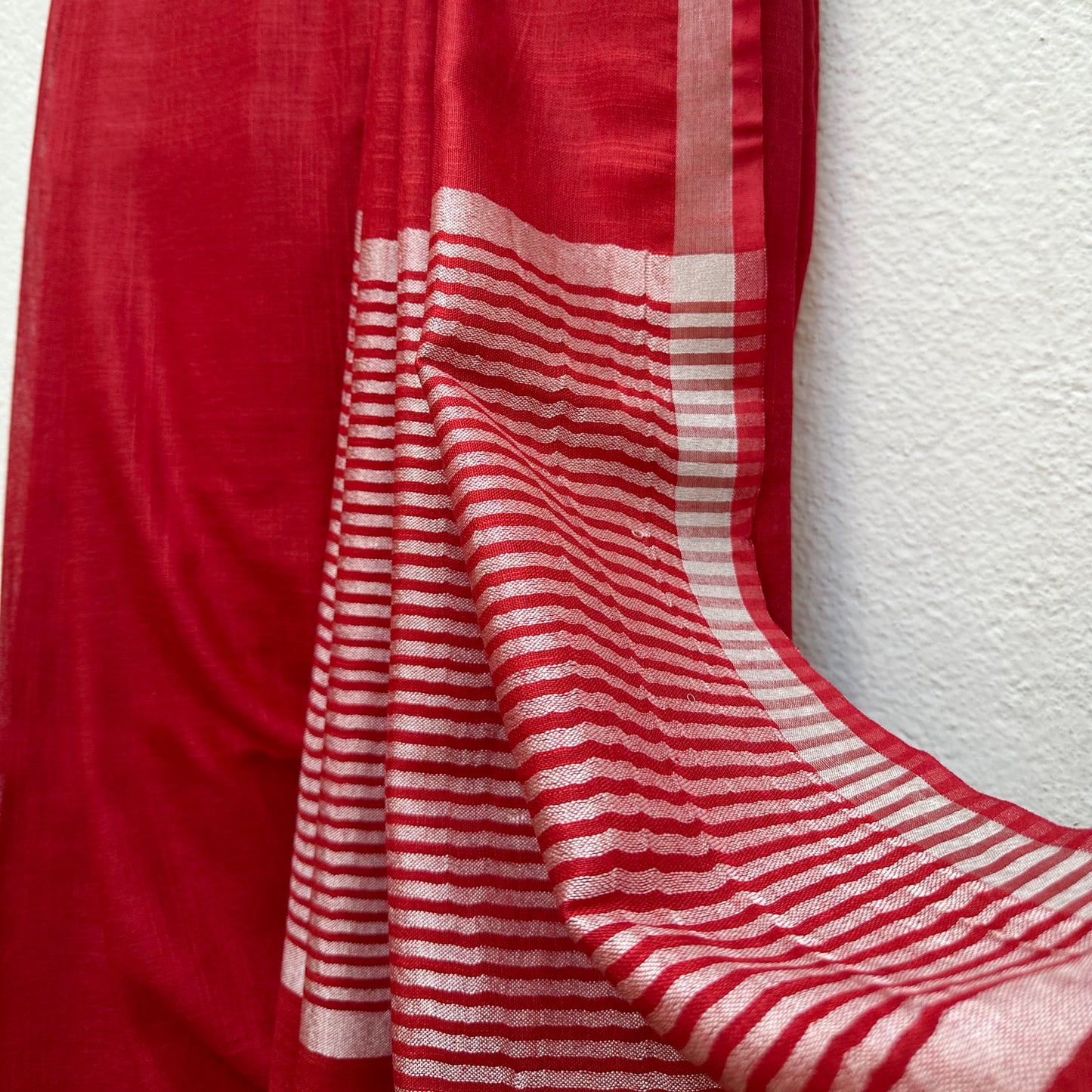 Tomato Red Cotton Saree with Printed Blouse