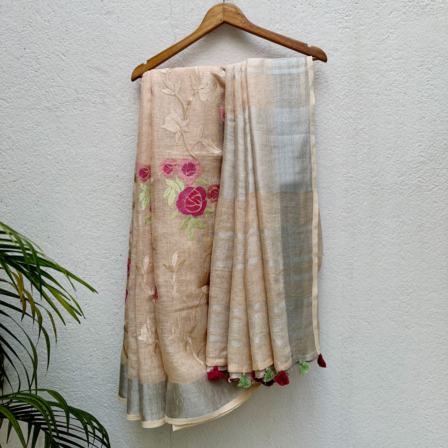 Urban Garden Linen  Embroidered Saree