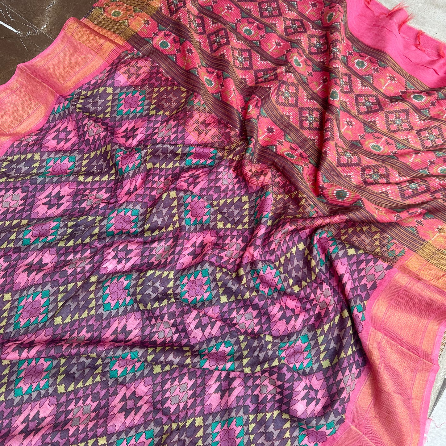 Vaidehi Aztec Cotton Silk Printed Saree