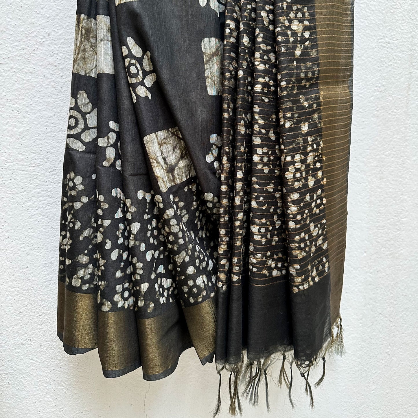 Vampire Black Batik Cotton Silk Saree