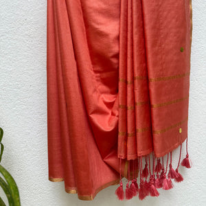 Vipat Taara Cotton Silk Sequins Saree
