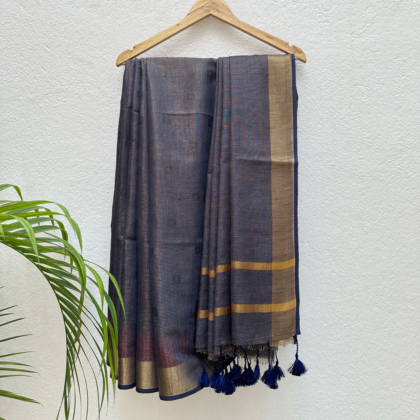 Volcanic Grey Cotton Metallic Saree