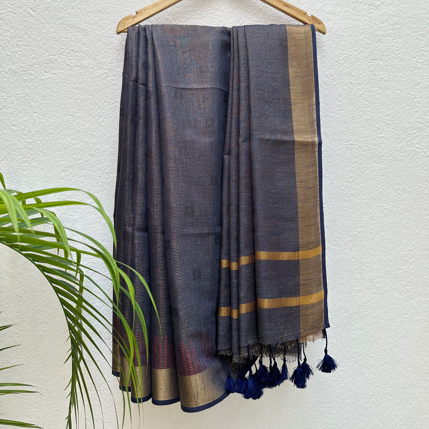 Volcanic Grey Cotton Metallic Saree
