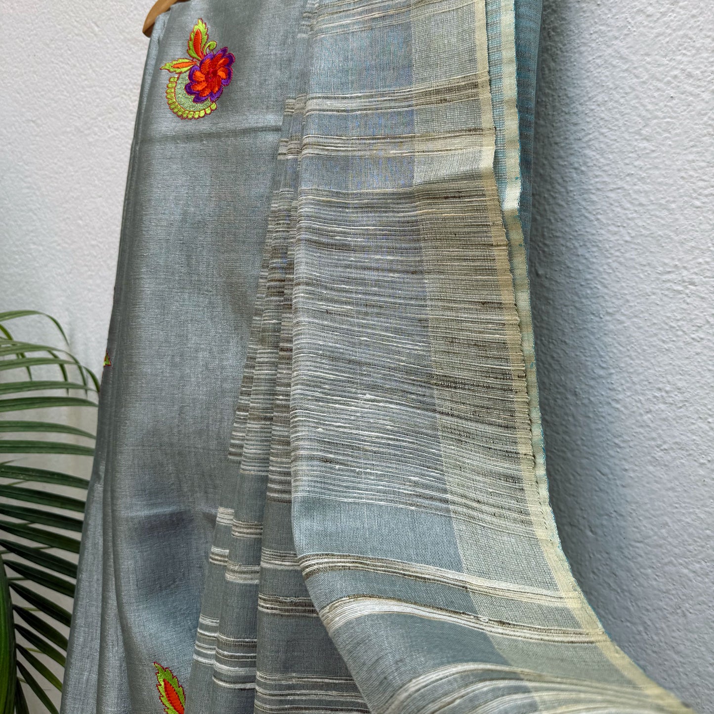Winter Twig Embroidered Zari Linen Saree
