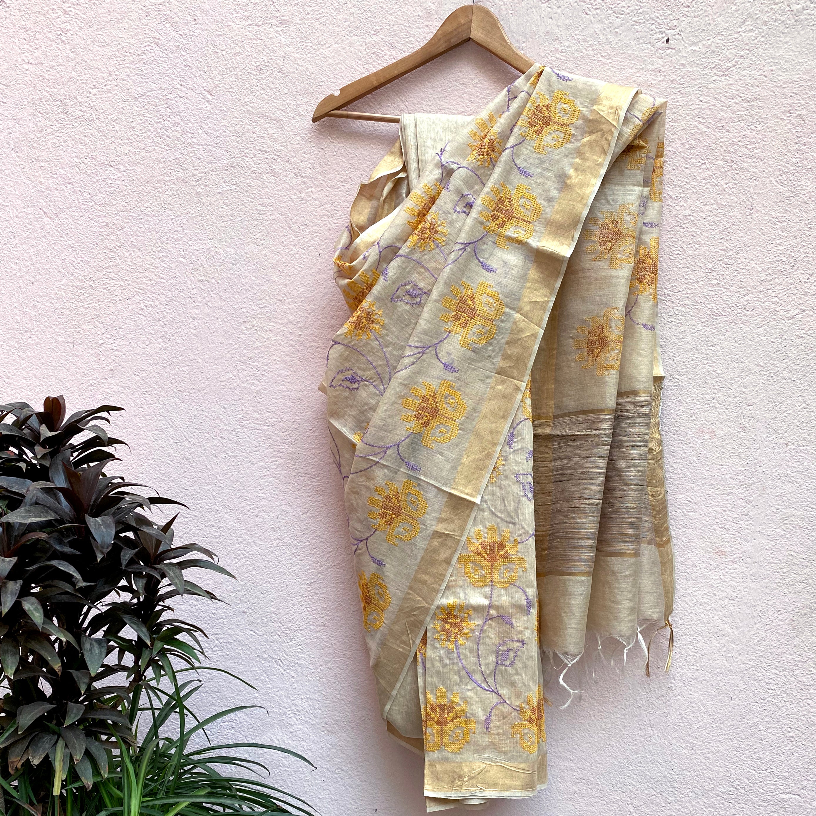 Freesia Bloom Embroidered Tussar Georgette Silk Saree