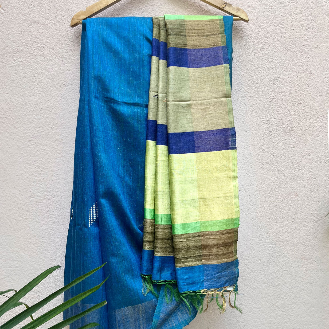 Gopika Raag Handwoven Tussar Dupion Silk Saree