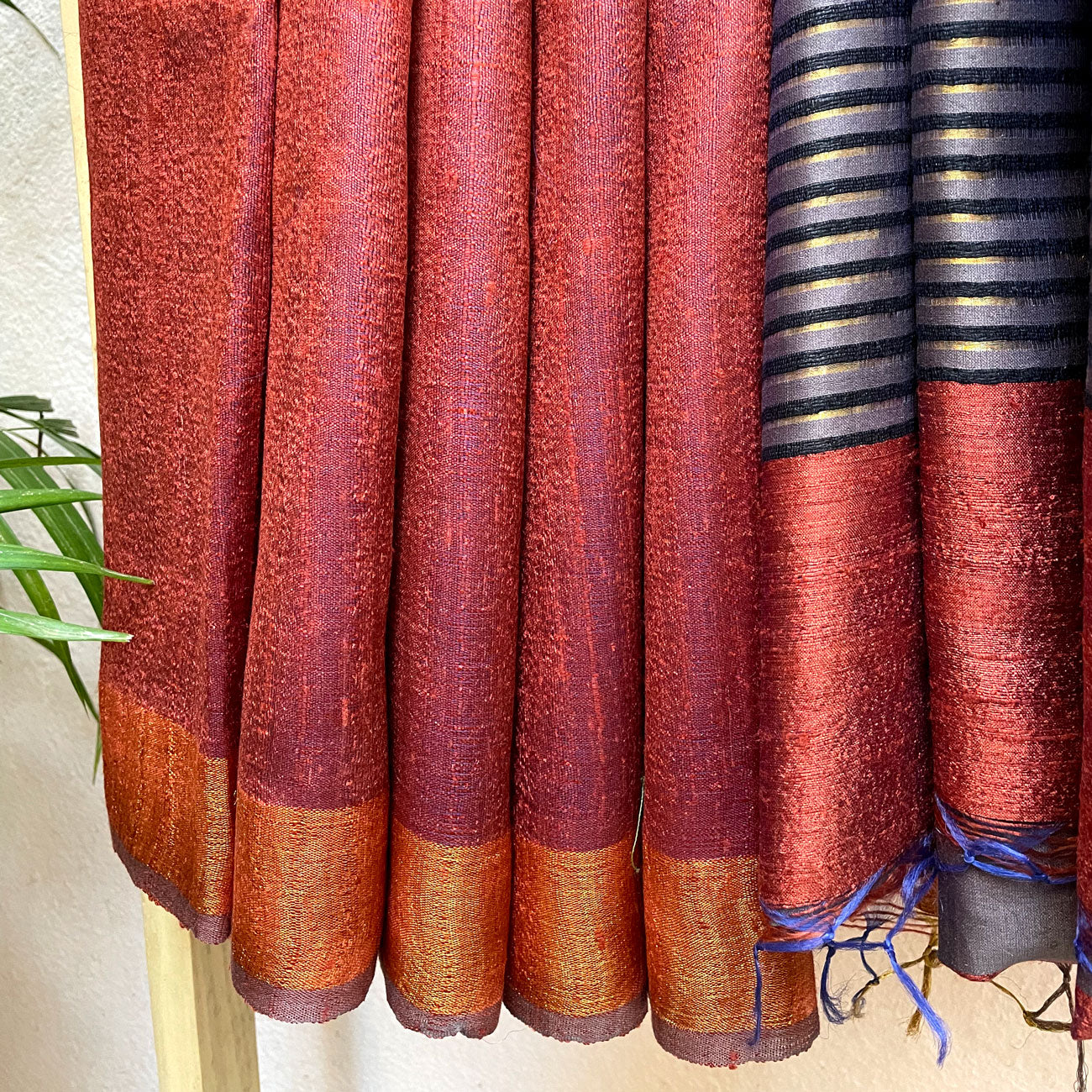 Chilli Pepper Tussar Dupion Silk Saree