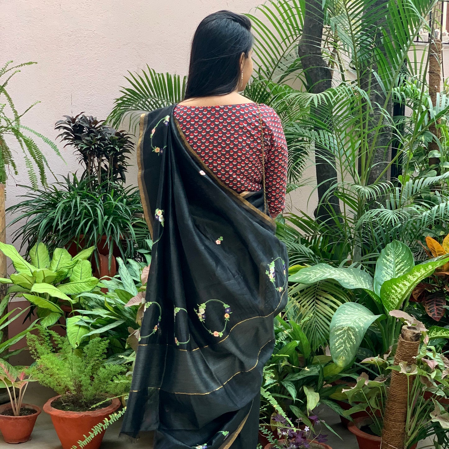 Midnight Beauty Embroidered Linen Silk Saree