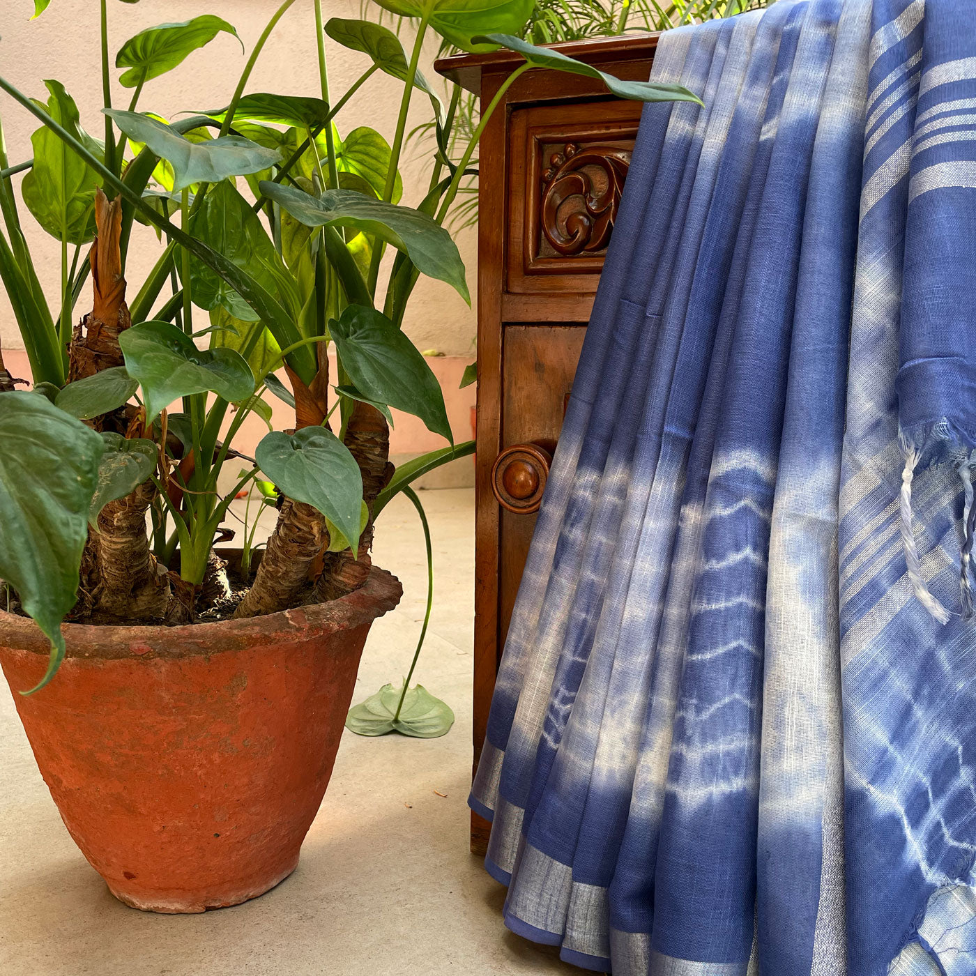 Ripples Indigo Shibori Cotton Linen Saree