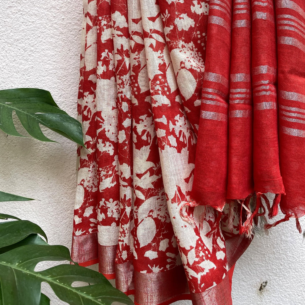 Red Floral Printed Organic Linen Saree